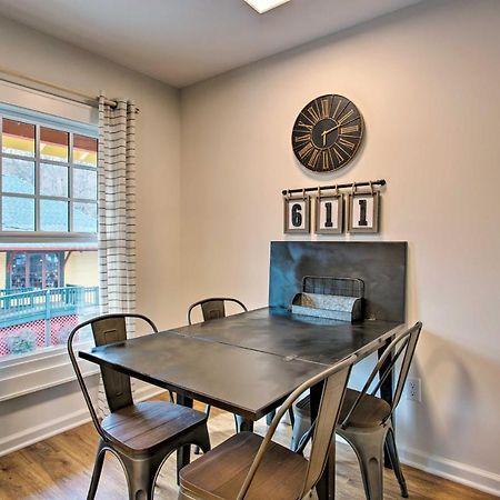 Newly Remodeled Apartment On Main Street In Saluda Bagian luar foto