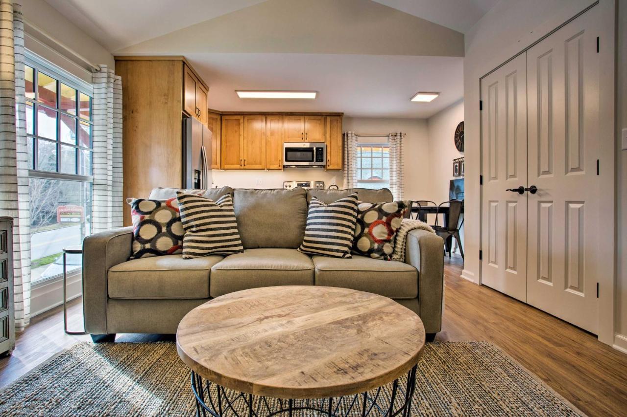 Newly Remodeled Apartment On Main Street In Saluda Bagian luar foto
